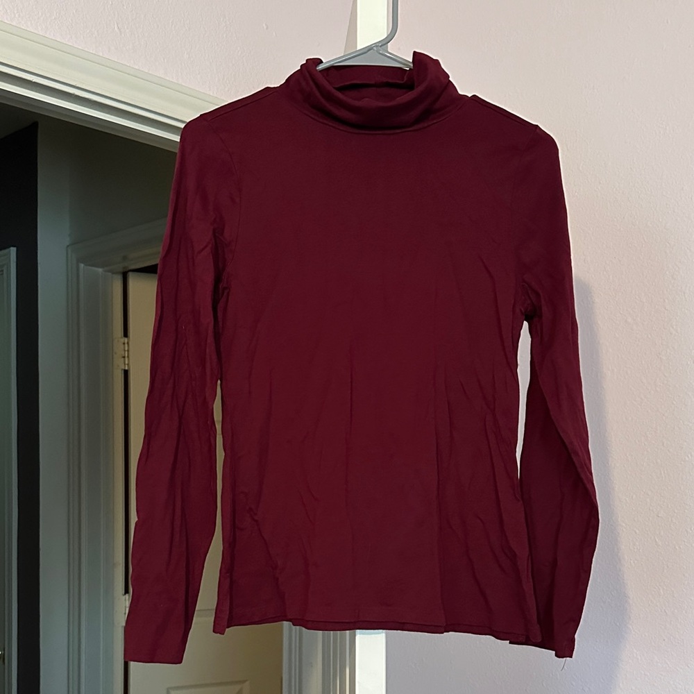 Old Navy Maroon Long Sleeve Turtleneck